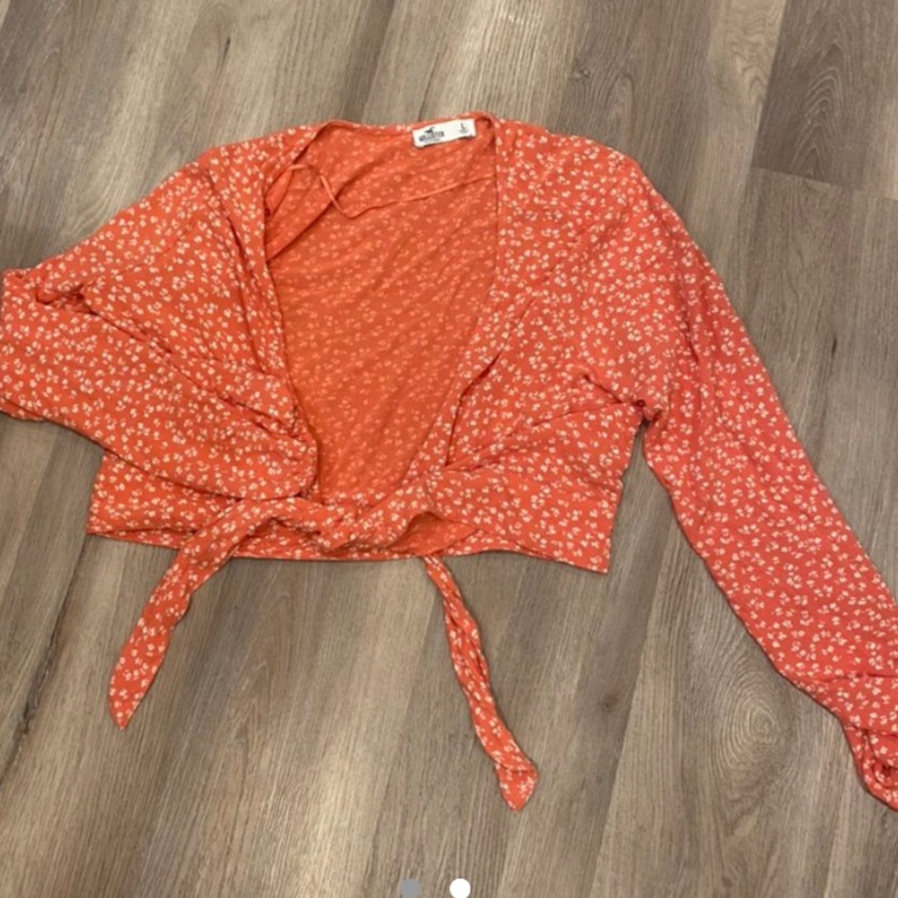 Hollister Tied Wrap Tee